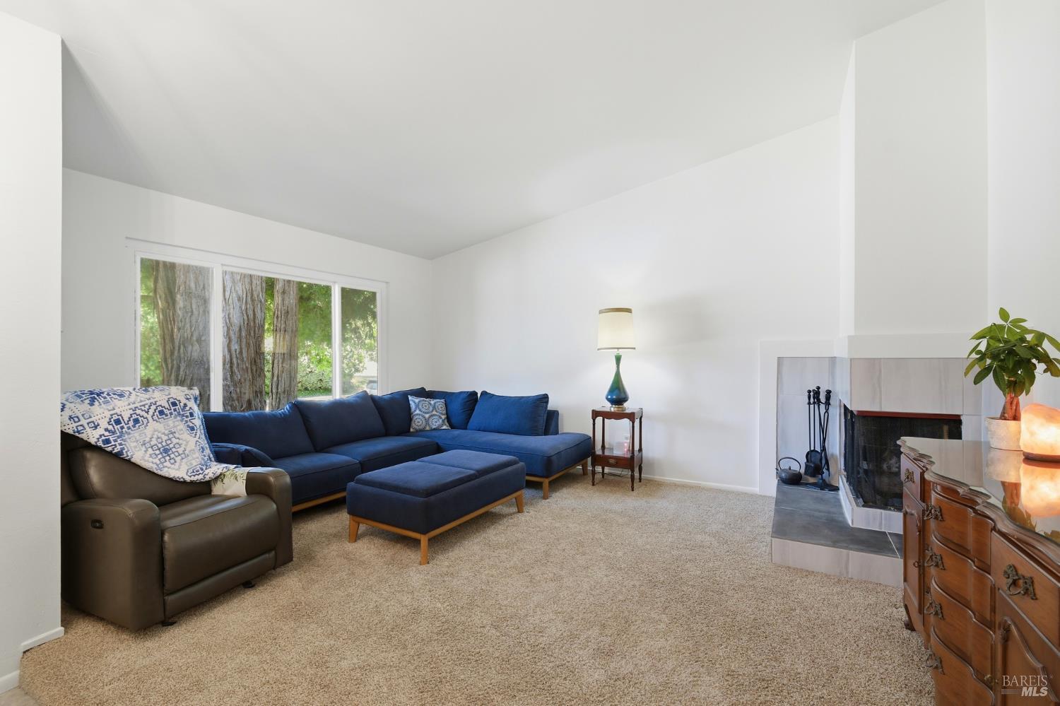 2299 Copperfield Drive Santa Rosa, CA 95401 - Photo 7 of 33