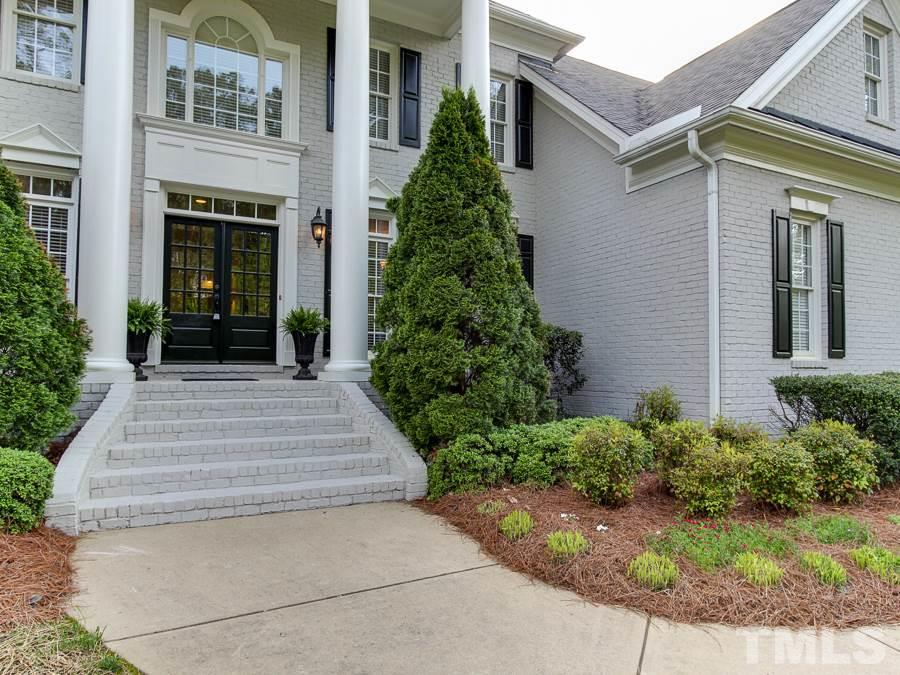 936 Oak Creek Road Raleigh, NC 27615 - Photo 2 of 25 front view of a house