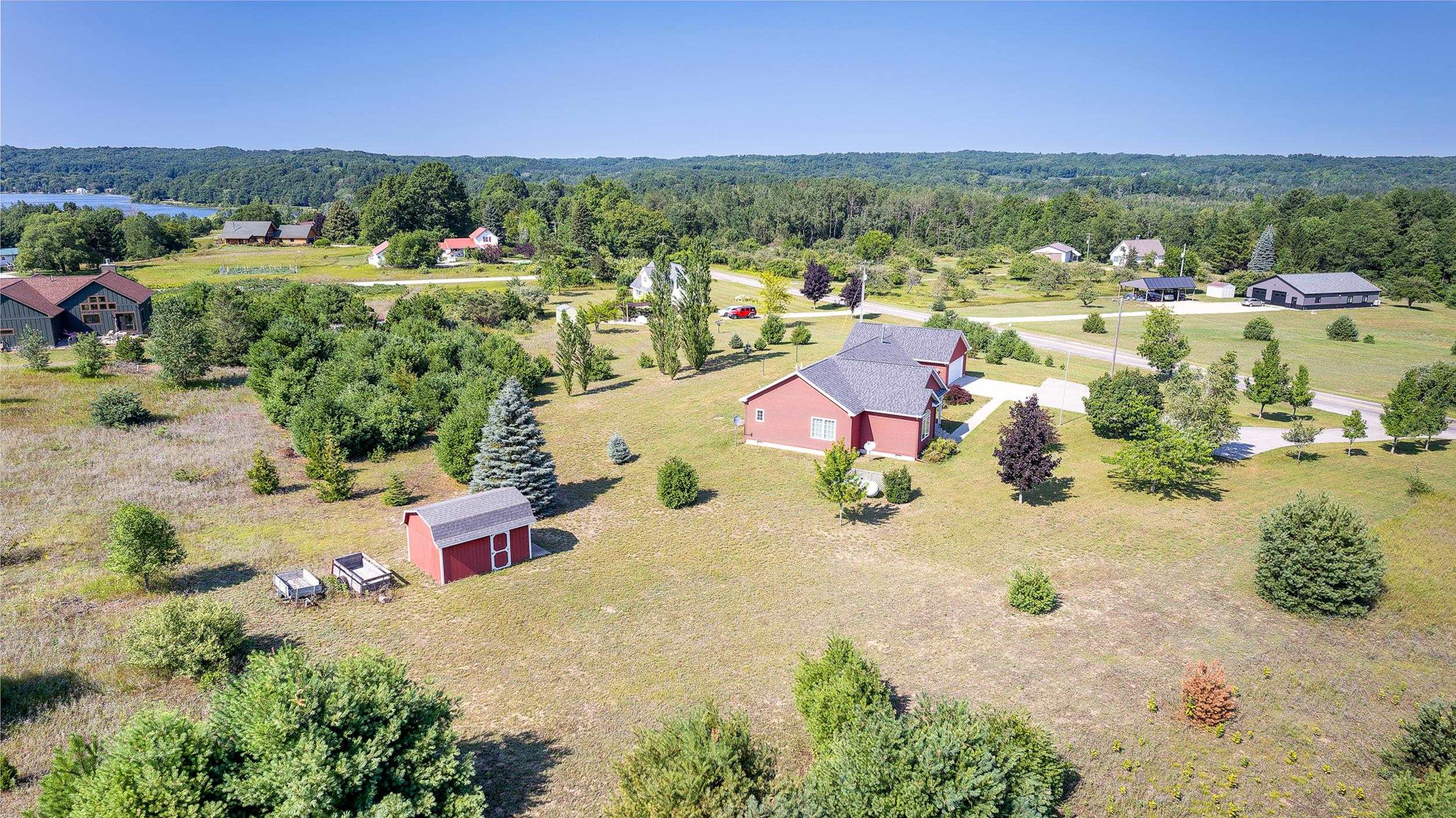 5680 Gorivan Road Frankfort, MI 49635 - Photo 31 of 33 1947342-772e07a4-fa6c-45a9-84de-024e630e57f7.JPG