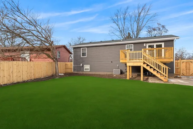 a picture of a wall with a white wall and a picture