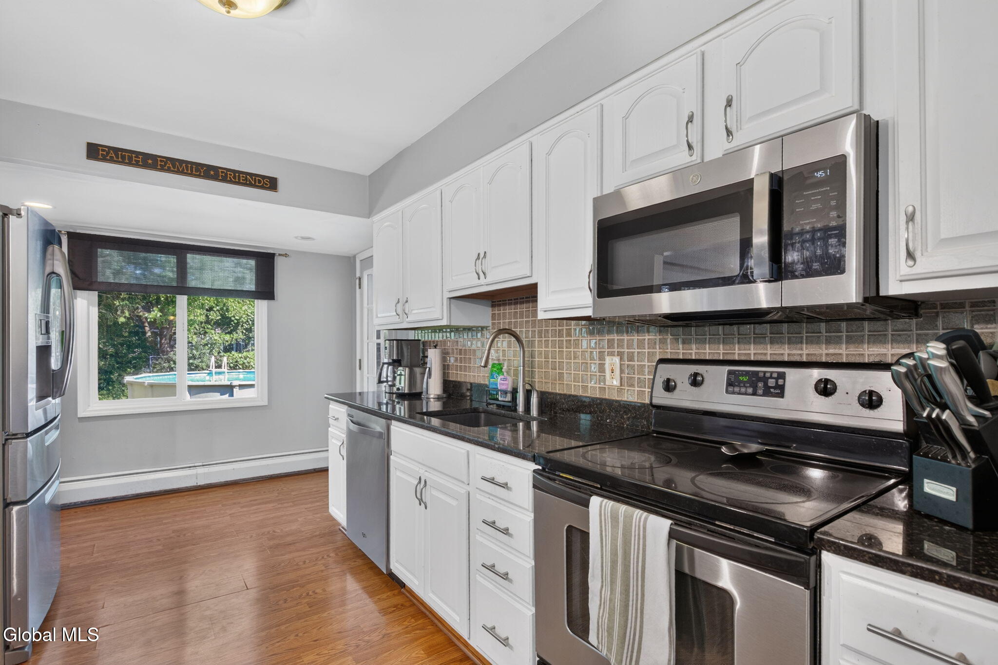 19 Gingerbread Lane Albany, NY 12208 - Photo 15 of 47 23-web-or-mls-19-gingerbread-ln