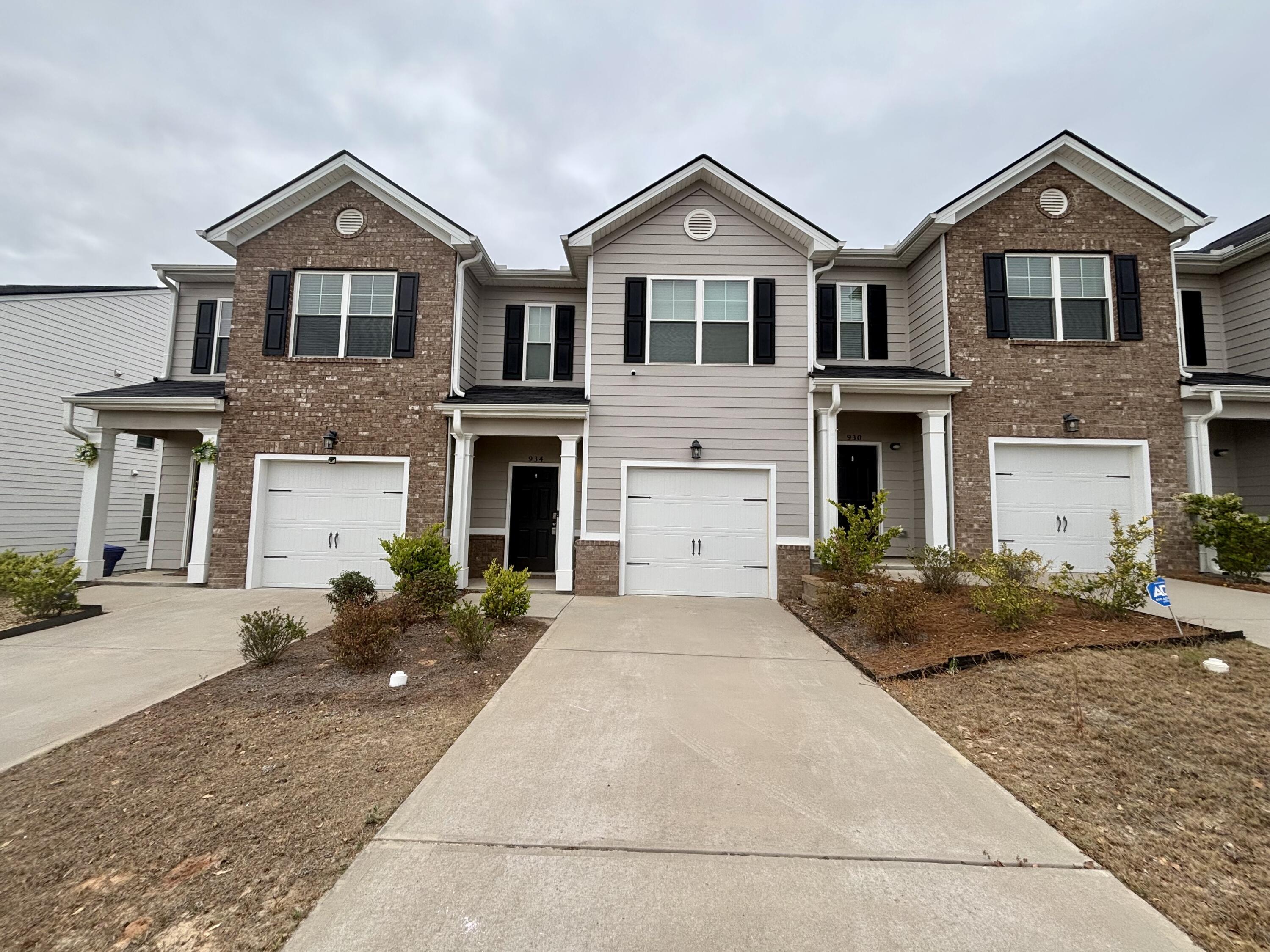 934 Quaint Parrish