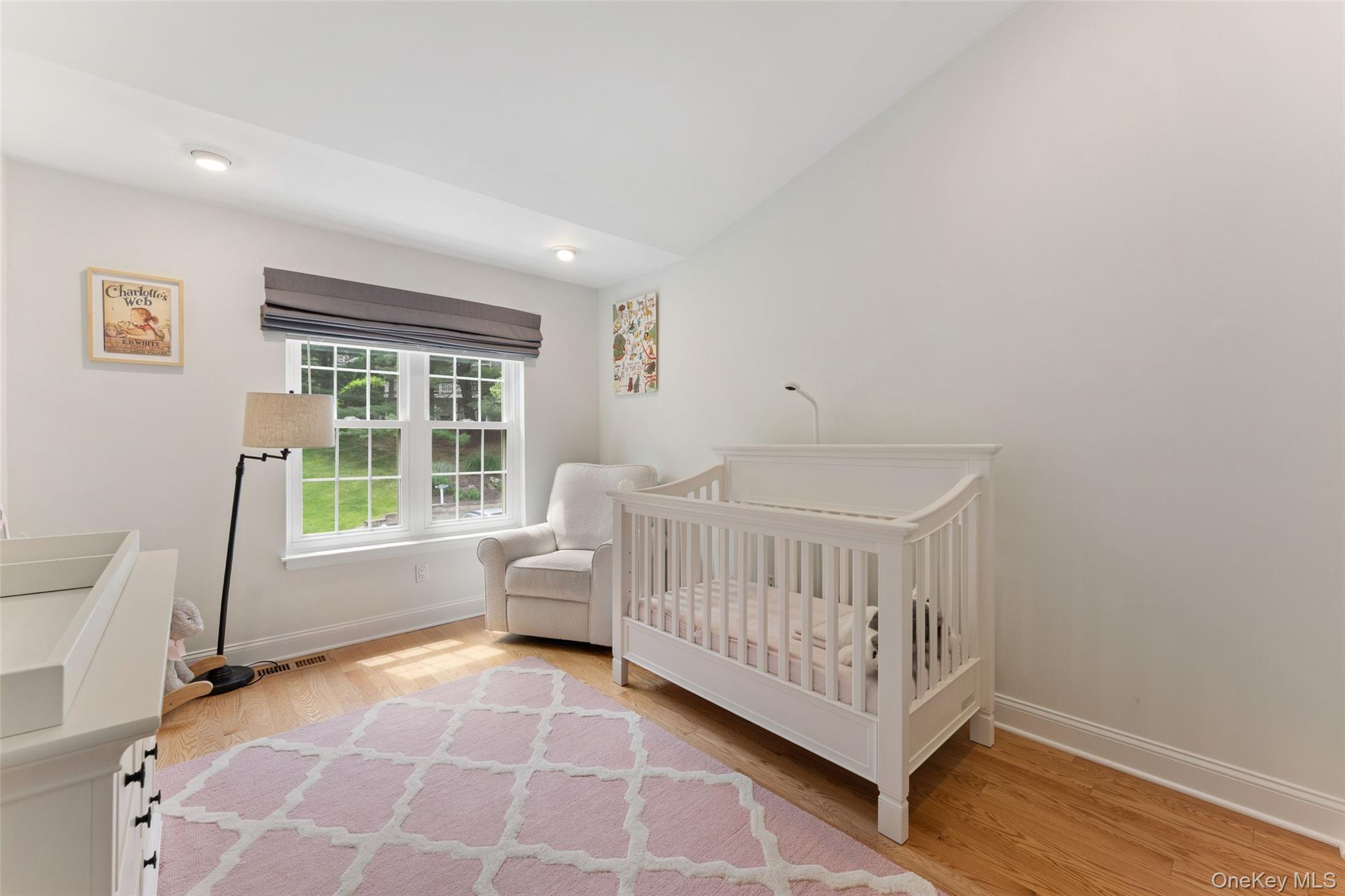 611 Pondside Drive White Plains, NY 10607 - Photo 16 of 40 third bedroom