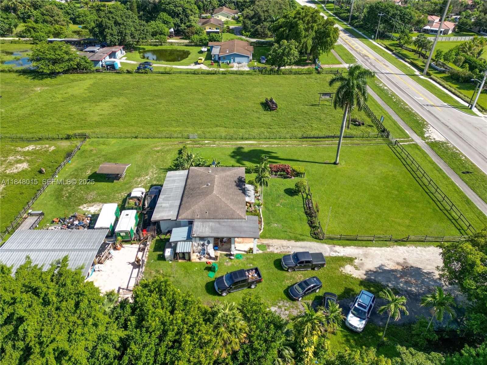 1921 Southwest 112th Avenue Davie, FL 33325 - Photo 21 of 27