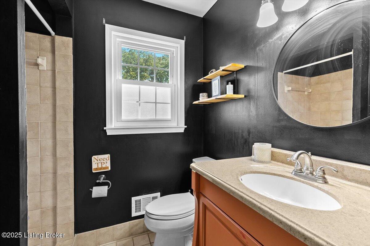 6609 Hollow Tree Road Louisville, KY 40228 - Photo 15 of 41 16-6609 Hollow Tree Rd-16