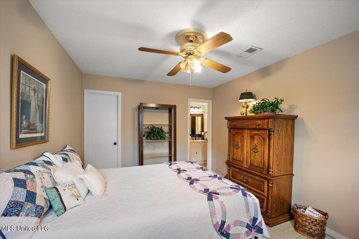 26 Timber Ridge Drive Brandon, MS 39042 - Photo 15 of 26 15-15