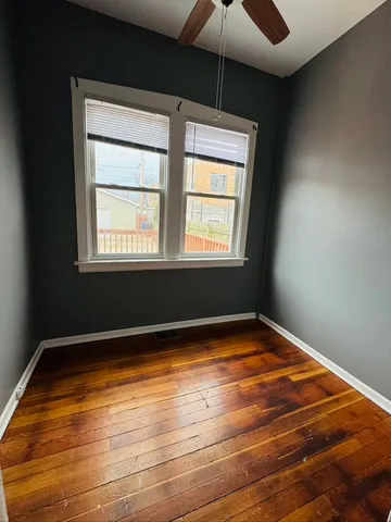 $1,950 | 2123 North Mango Avenue, Unit 1, Chicago, IL 60639