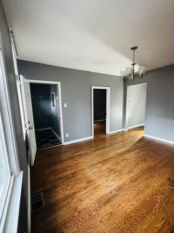 $1,950 | 2123 North Mango Avenue, Unit 1, Chicago, IL 60639