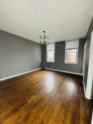 $1,950 | 2123 North Mango Avenue, Unit 1, Chicago, IL 60639