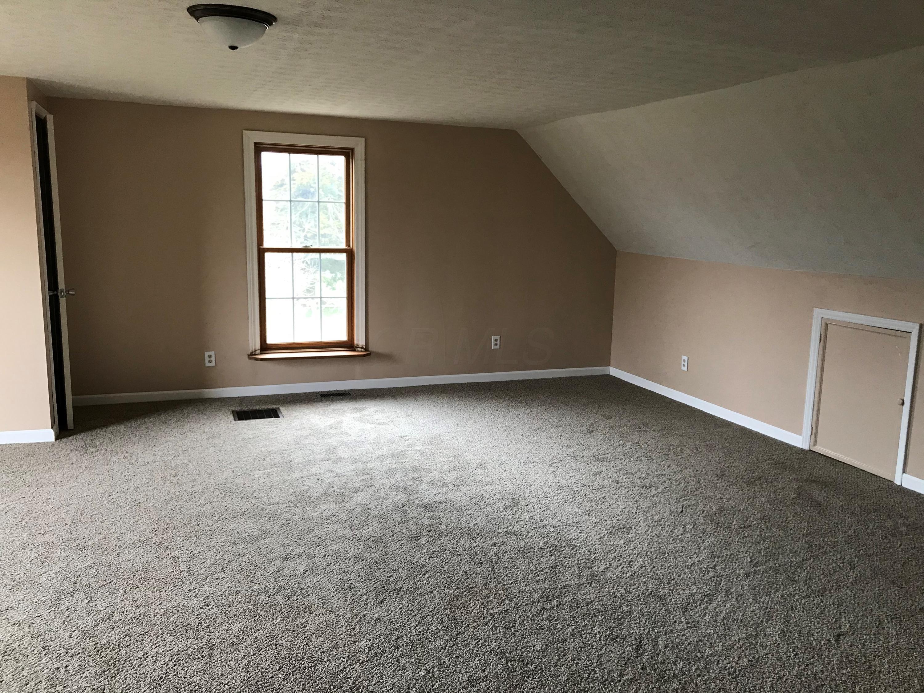 20350 Island Road Circleville, OH 43113 - Photo 8 of 17 Gallery Image 8