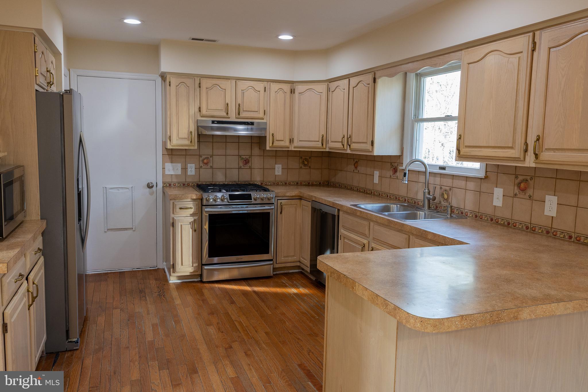 236 Maple Terrace Buena, NJ 08310 - Photo 10 of 58