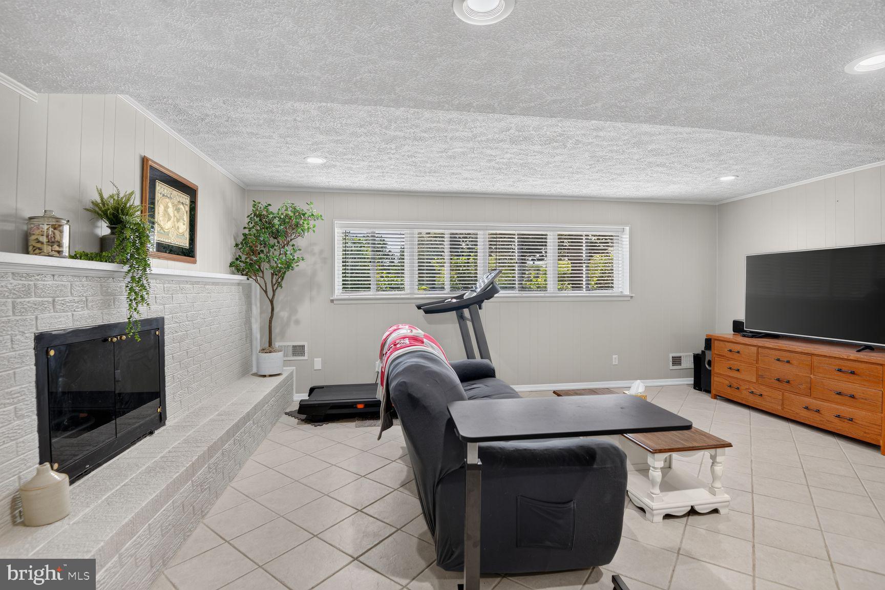 22010 Society Hill Road Leonardtown, MD 20650 - Photo 26 of 45 Lower level family room