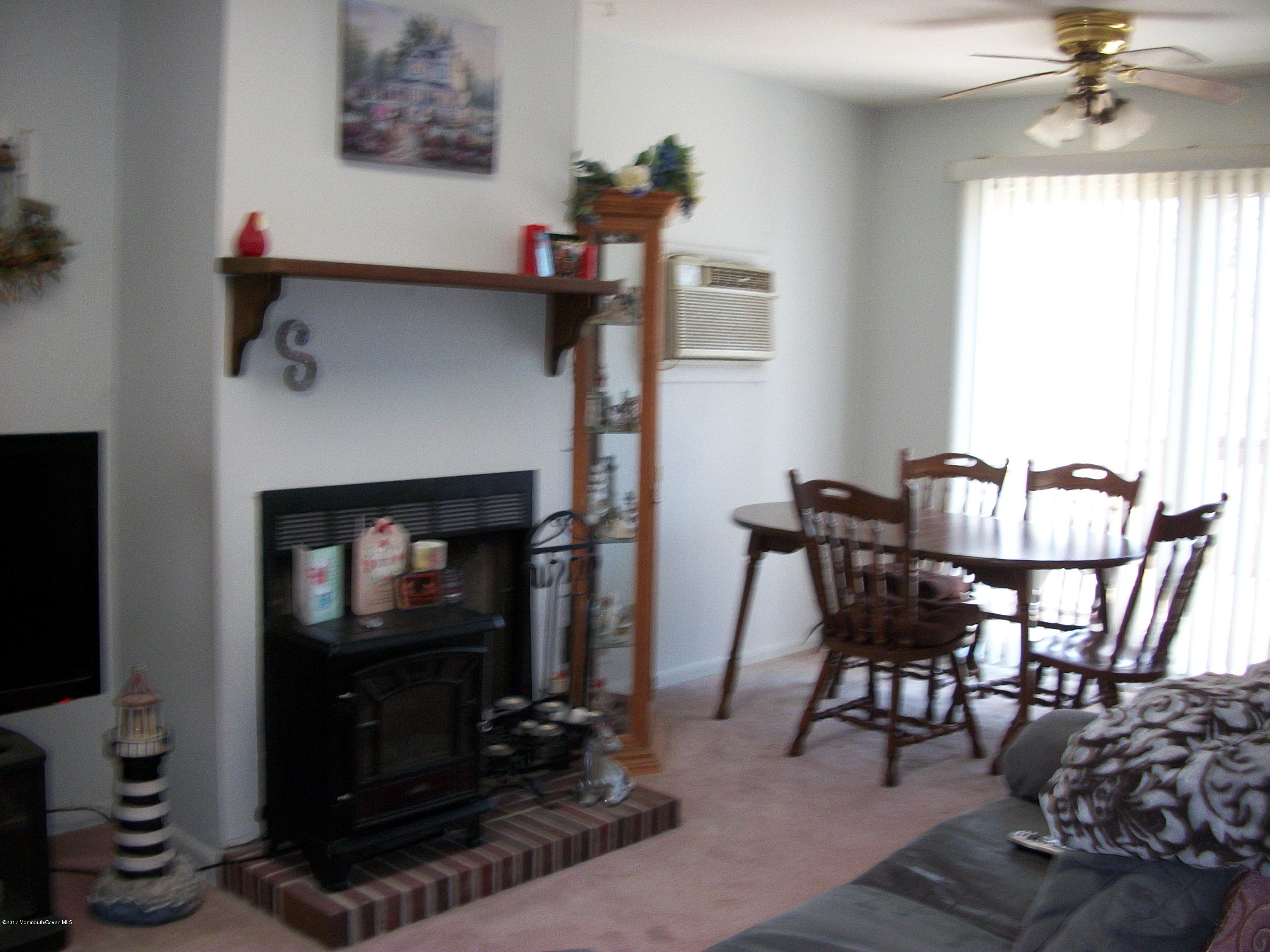 8 Spruce Road Howell, NJ 07731 - Photo 3 of 9 104_1789