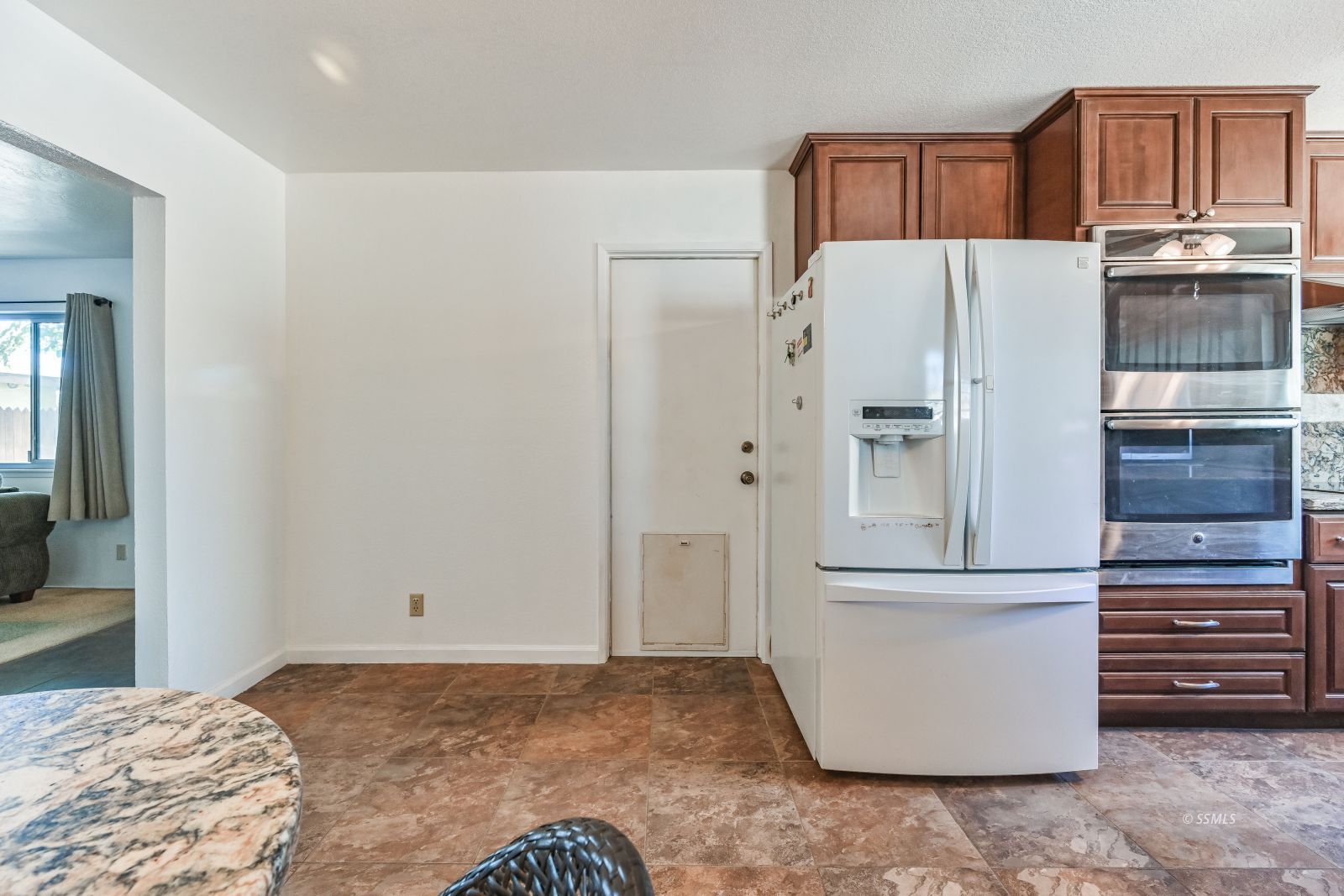 1224 West Iowa Avenue Ridgecrest, CA 93555 - Photo 7 of 22
