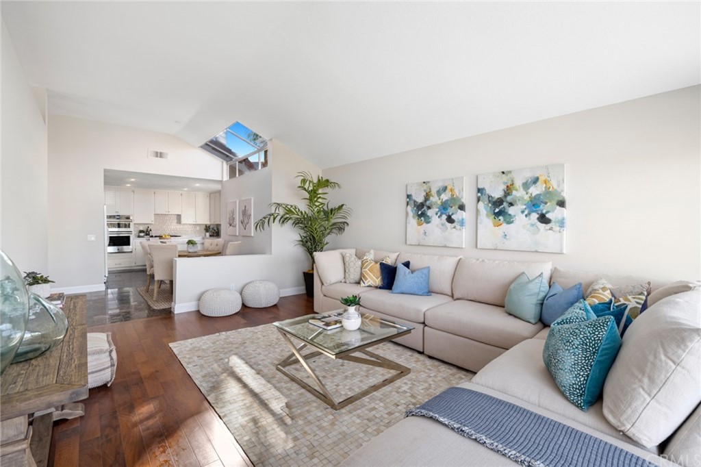 24955 Seagate Drive Dana Point, CA 92629 - Photo 10 of 39 a living room with furniture