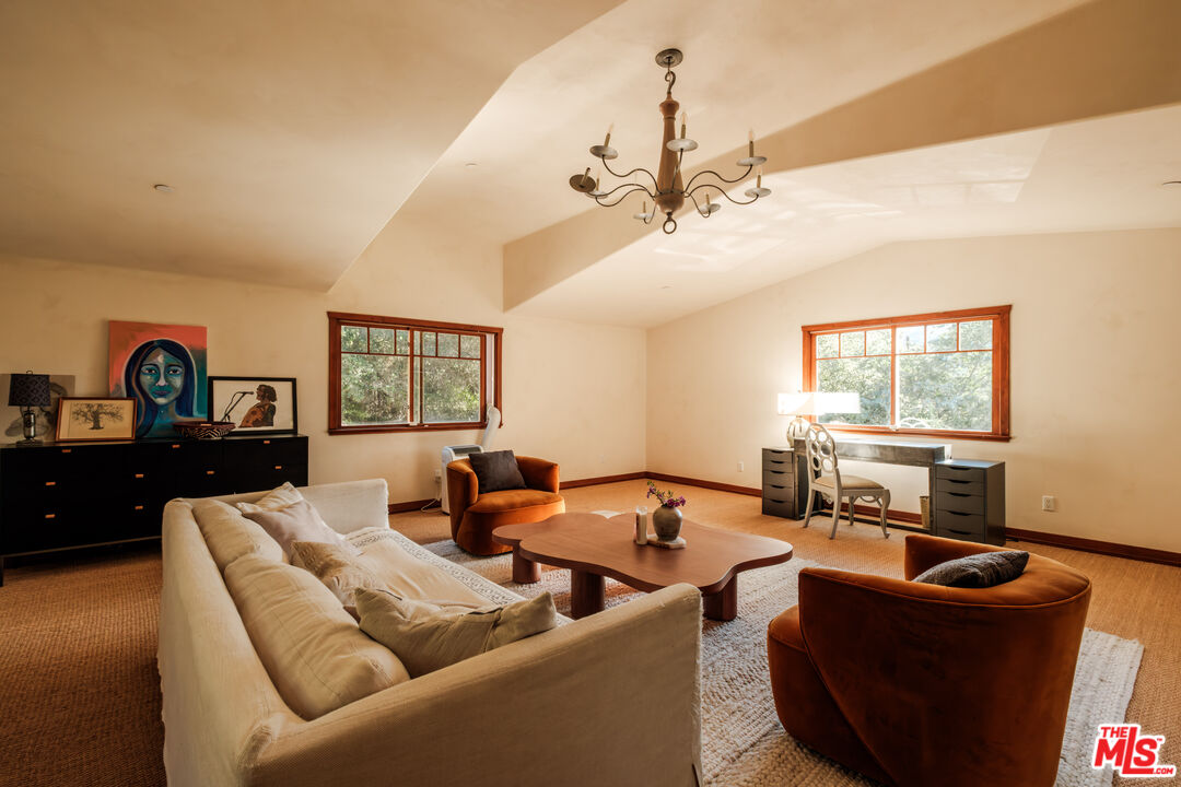 21717 Encina Road Topanga, CA 90290 - Photo 50 of 60