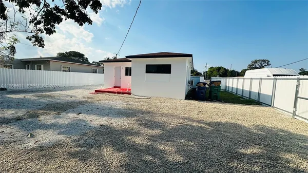 $535,000 | 1100 Northwest 75th Street, Miami, FL 33150