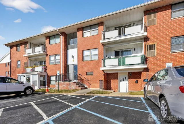$219,900 | 1300 Rock Avenue, Unit F3, Plainfield, NJ 07060