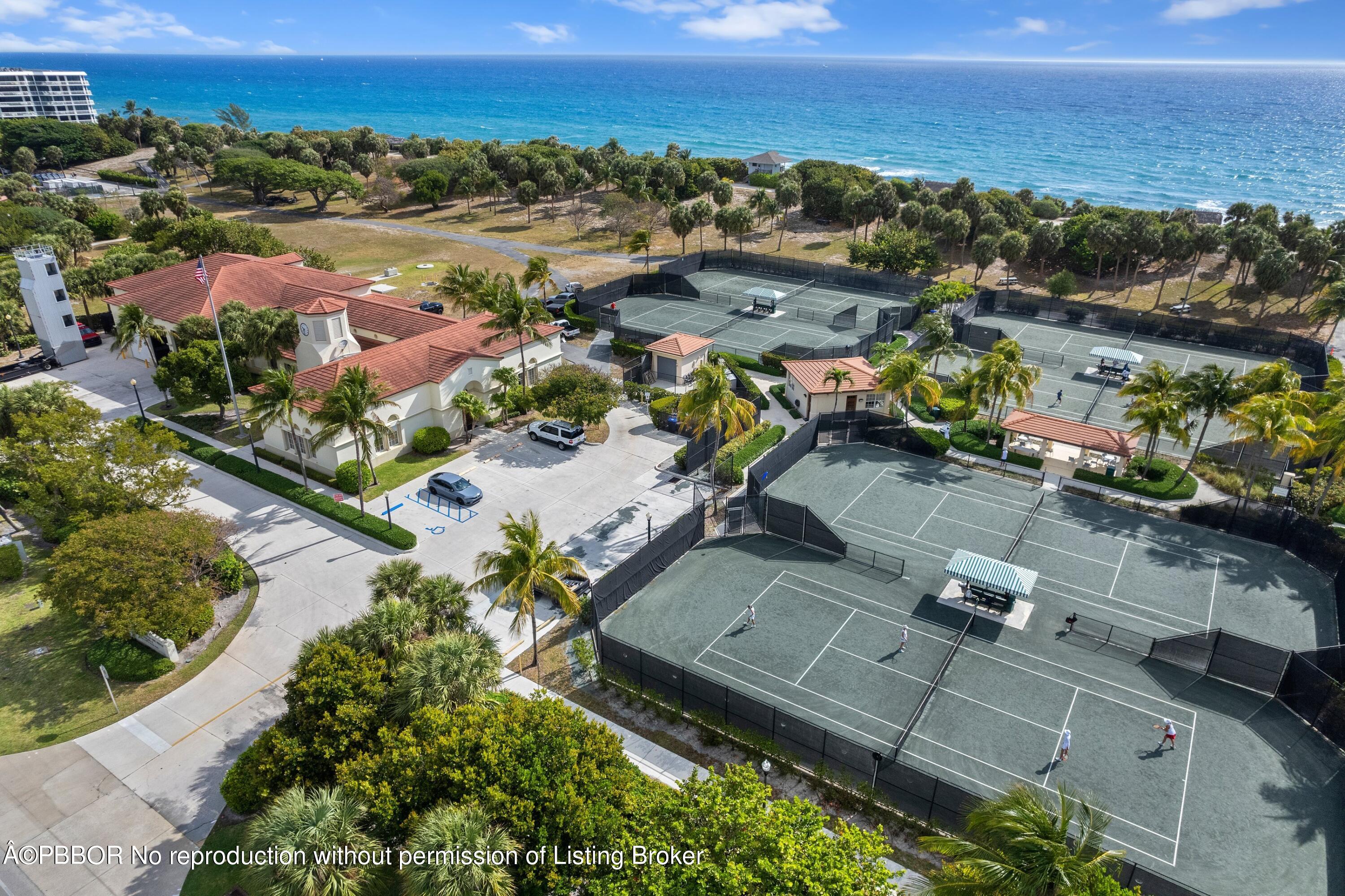 2195 Ibis Isle Road, Unit 1 Palm Beach, FL 33480 - Photo 35 of 38 an aerial view of multiple house