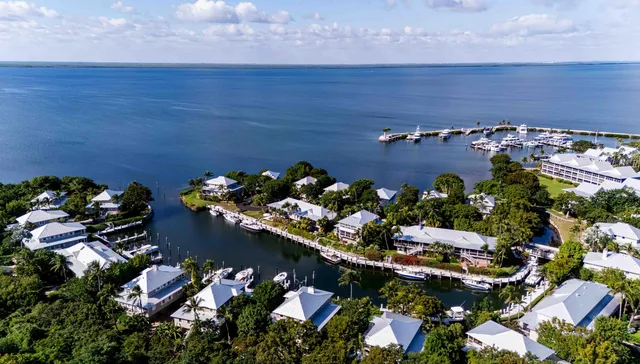$5,750,000 | 22 South Island Drive, Key Largo, FL 33037