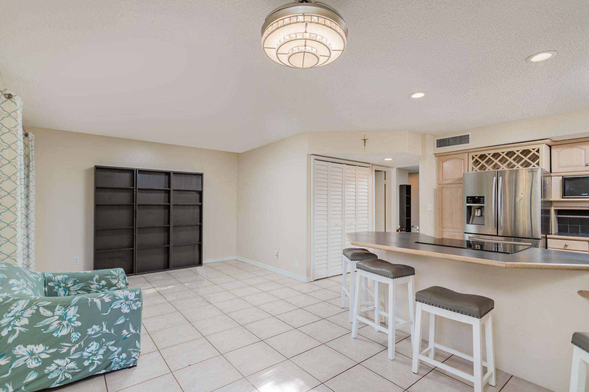 301 North Pine Island Road, Unit 217 Plantation, FL 33324 - Photo 4 of 25 Photo 4