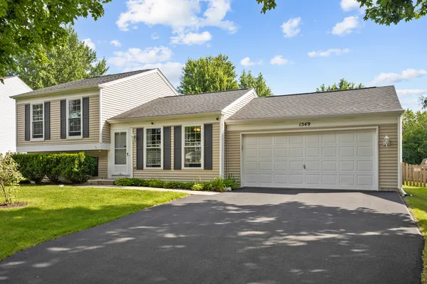 $399,000 | 1549 Sawgrass Court, Elgin, IL 60123
