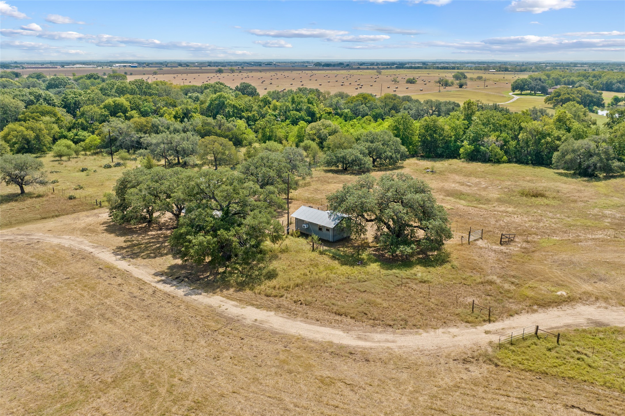 1408 State Park Road Lockhart, TX 78644 - Photo 4 of 38