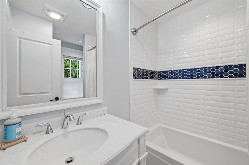 106 Bridge Street, Unit 2 Salem, MA 01970 - Photo 15 of 40