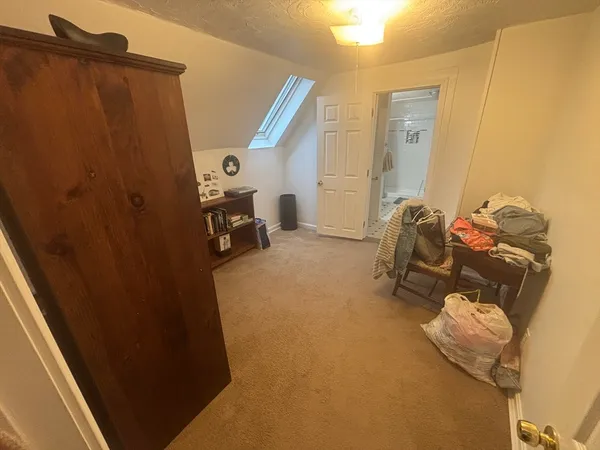 $2,000 | 72 Oak Street, Unit 2, Middleboro, MA 02346