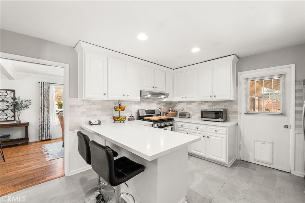 19946 East Rambling Road Covina, CA 91724 - Photo 14 of 52