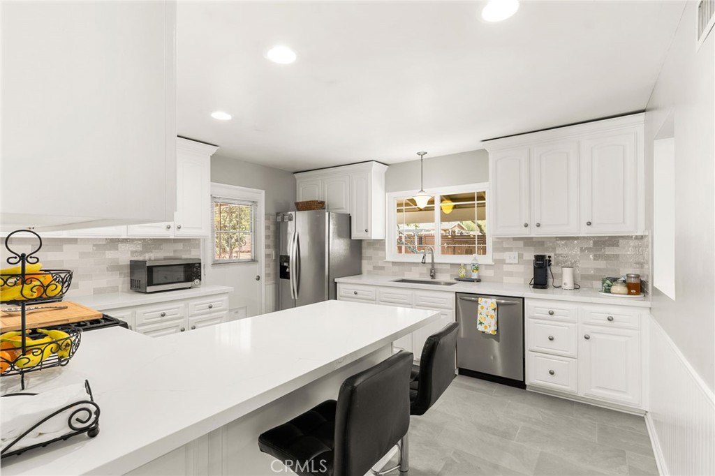 19946 East Rambling Road Covina, CA 91724 - Photo 15 of 52