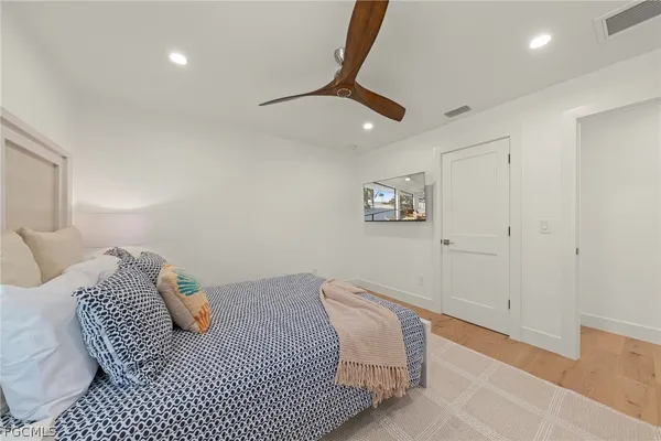 $3,495,000 | 25 Beach Homes, Captiva, FL 33924