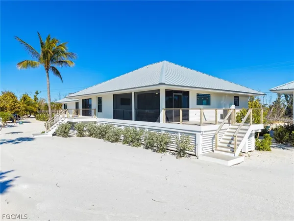 $3,495,000 | 25 Beach Homes, Captiva, FL 33924