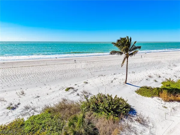 $3,495,000 | 25 Beach Homes, Captiva, FL 33924