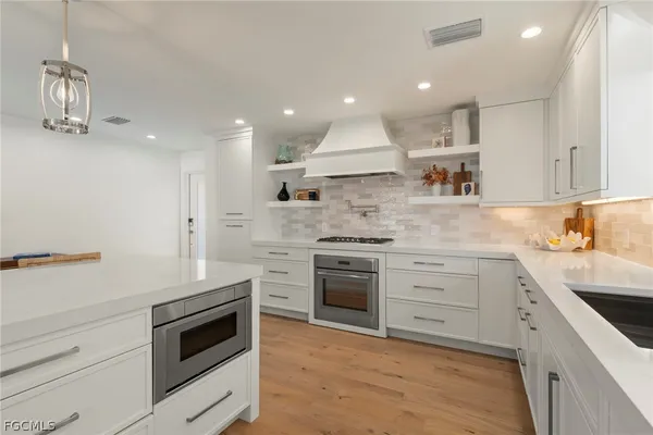 $3,495,000 | 25 Beach Homes, Captiva, FL 33924