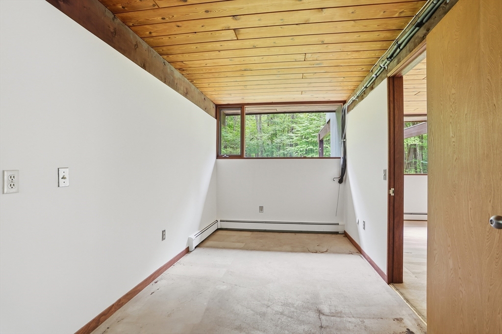 39 Long Ridge Road Carlisle, MA 01741 - Photo 32 of 42 Gallery Image 32