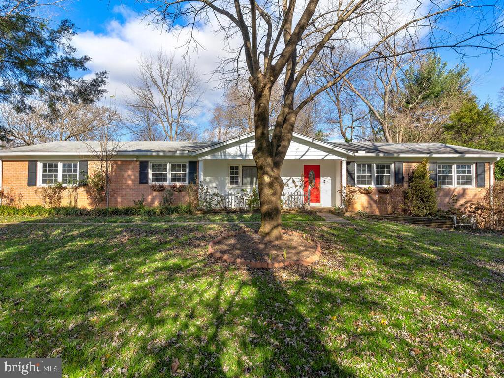 11603 Vale Road Oakton, VA 22124 - Photo 1 of 63 Welcome Home!