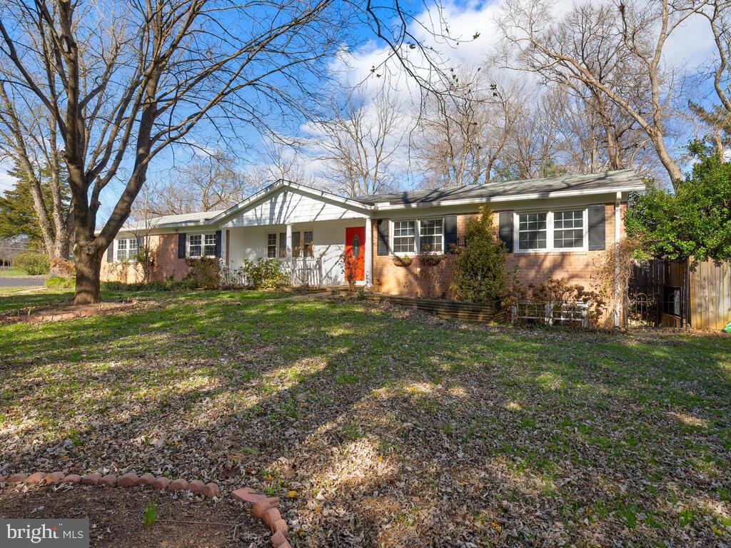 11603 Vale Road Oakton, VA 22124 - Photo 2 of 63 Gallery Image 2
