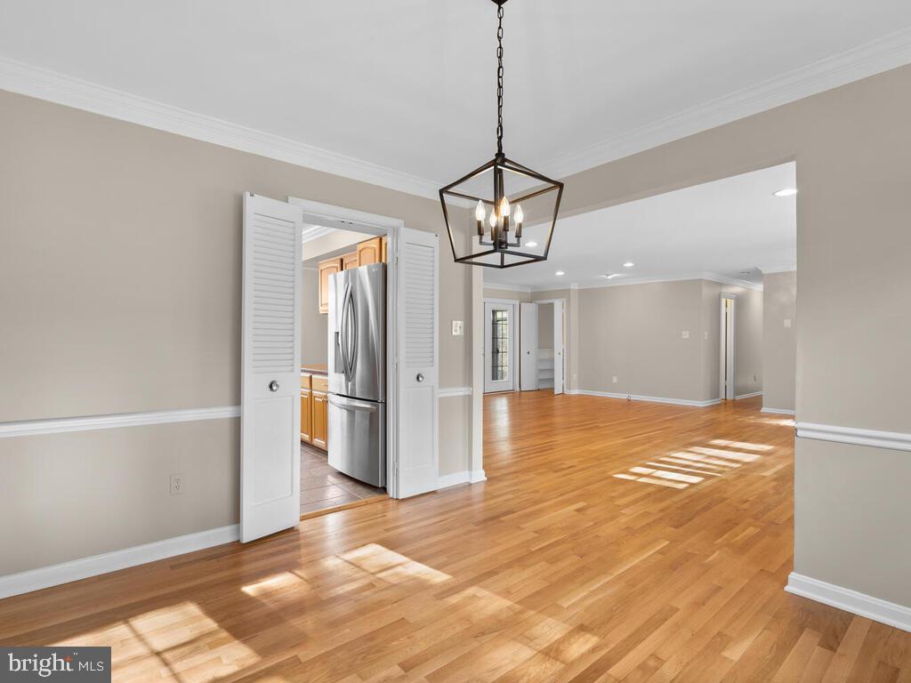11603 Vale Road Oakton, VA 22124 - Photo 12 of 63 Gallery Image 12