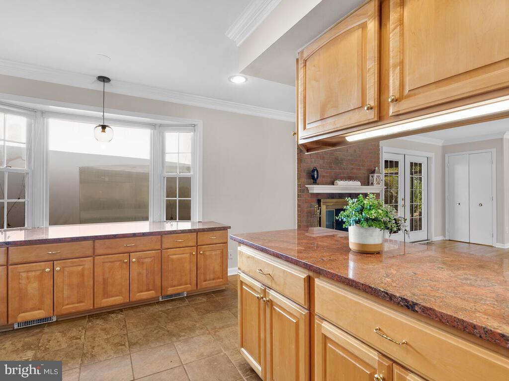 11603 Vale Road Oakton, VA 22124 - Photo 21 of 63 Gallery Image 21