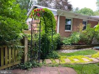 11603 Vale Road Oakton, VA 22124 - Photo 59 of 63 Gallery Image 59