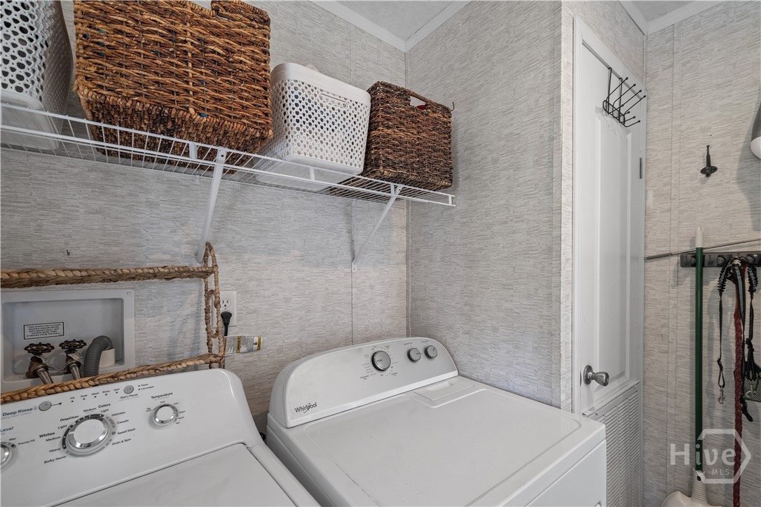 2243 Limerick Road Midway, GA 31320 - Photo 34 of 48 Laundry Room