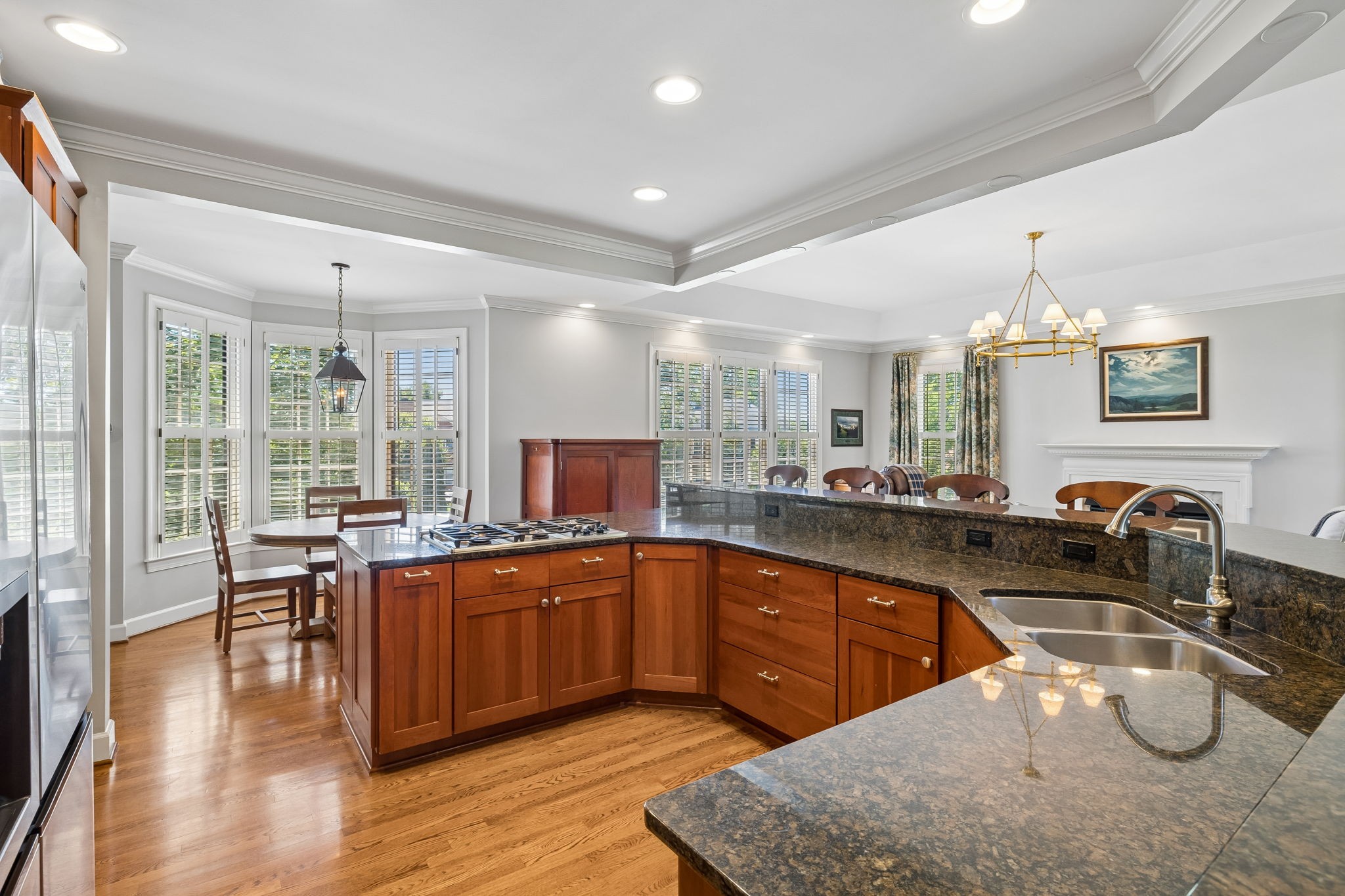 911 Riverbend Road Nashville, TN 37221 - Photo 17 of 45
