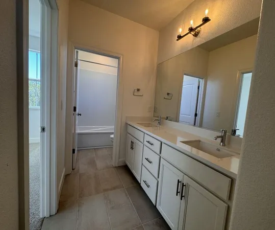 $947,990 | 517 Flannel Court, Roseville, CA 95747