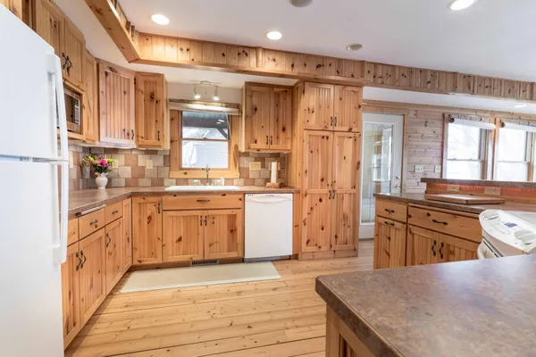 $999,900 | 22127 Statesboro Drive, Clitherall, MN 56524