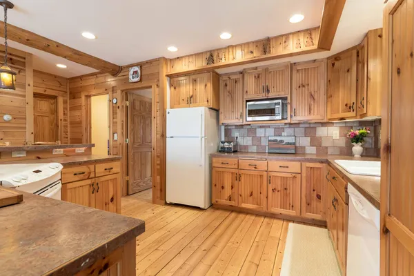 $999,900 | 22127 Statesboro Drive, Clitherall, MN 56524