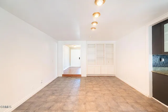 $1,100,000 | 251 Asta Court, Thousand Oaks, CA 91320