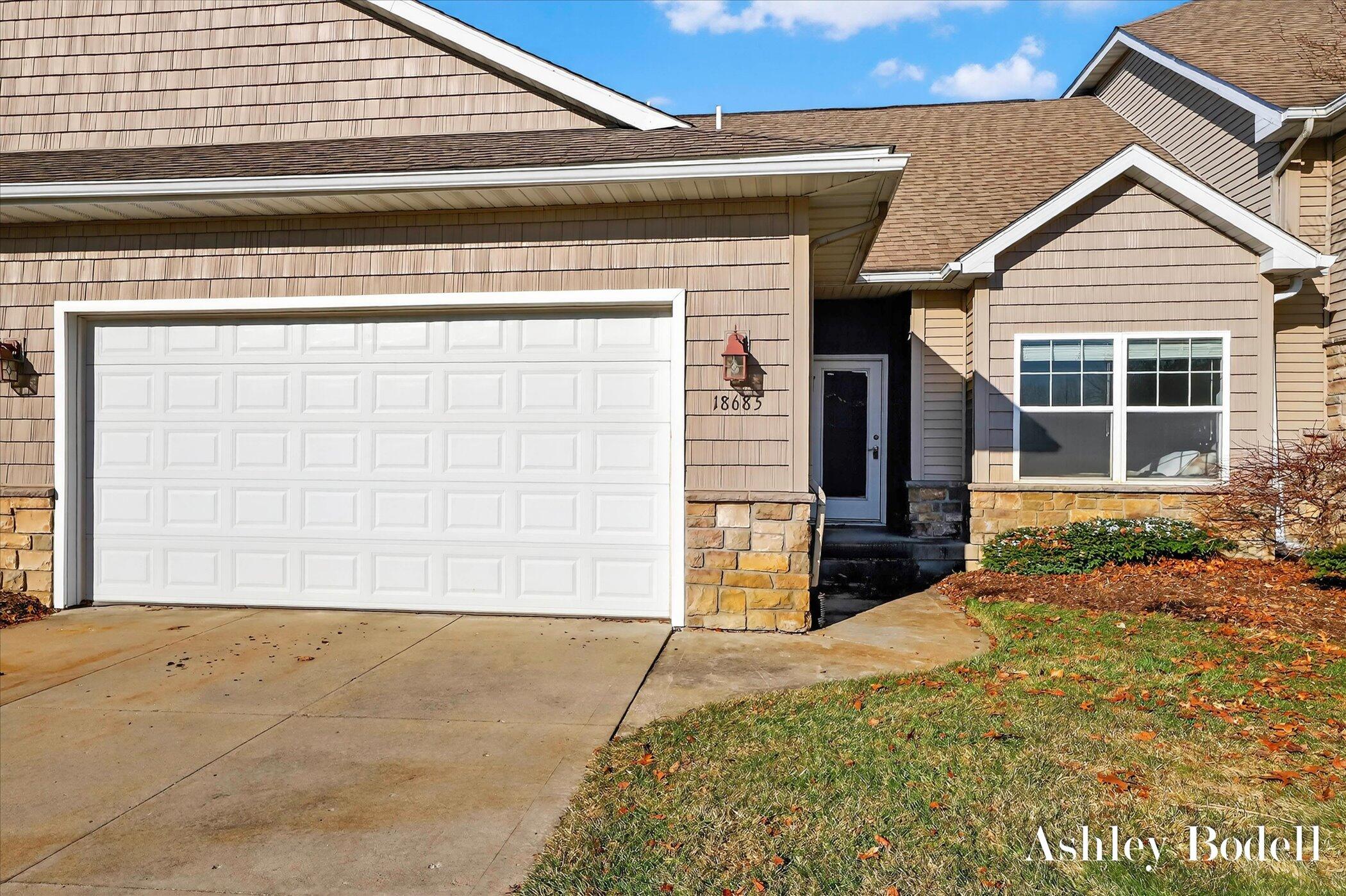 18685 Heather Ridge Road, Unit 18 Battle Creek, MI 49017 - Photo 1 of 44 Front