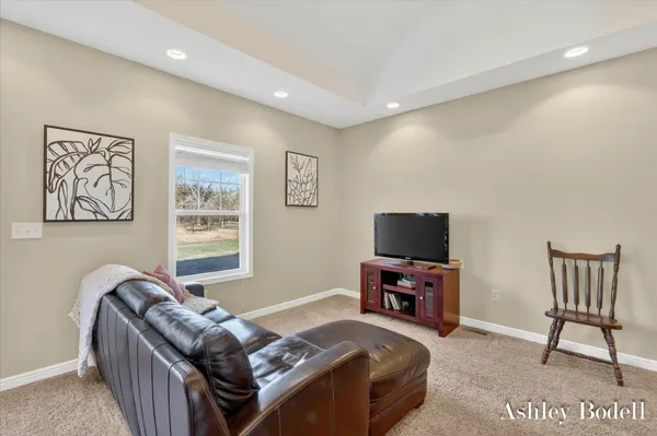 $299,900 | 18685 Heather Ridge Road, Unit 18, Battle Creek, MI 49017