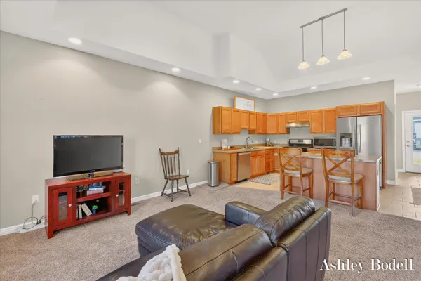 $299,900 | 18685 Heather Ridge Road, Unit 18, Battle Creek, MI 49017